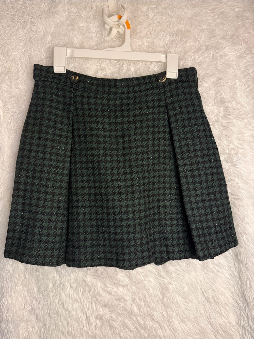 Women's Green Houndstooth Pleated Skirt with Metallic Threads
